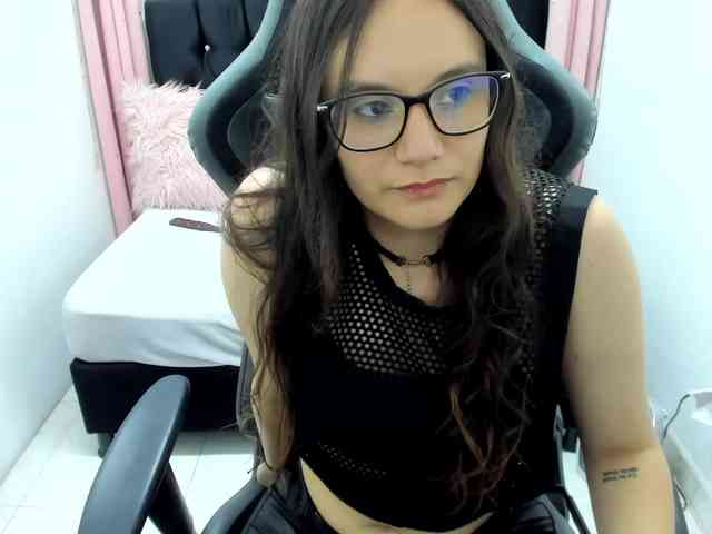Alexandra_sg webcam