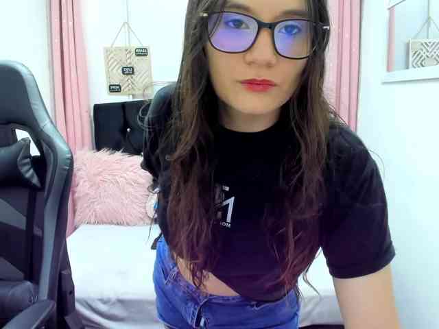 Alexandra_sg webcam