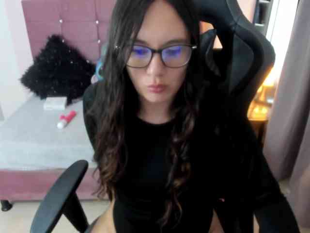 Alexandra_sg webcam