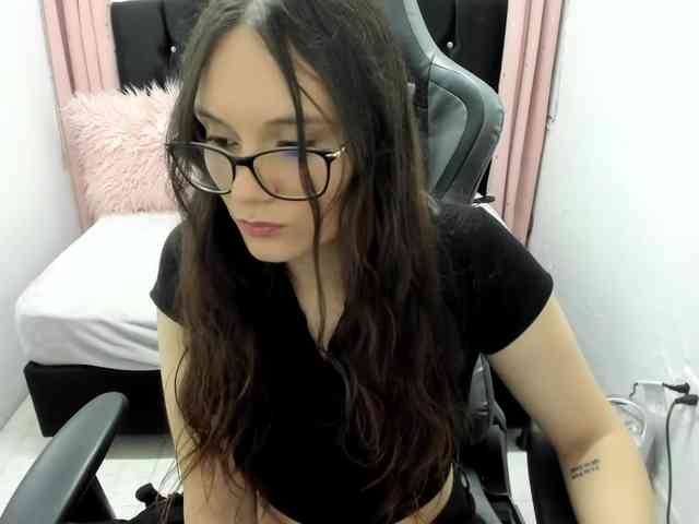 Alexandra_sg webcam