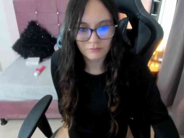 Alexandra_sg webcam