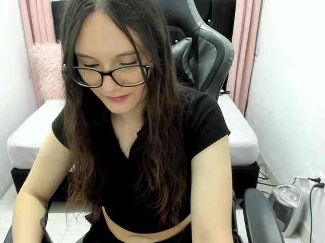 Alexandra_sg webcam
