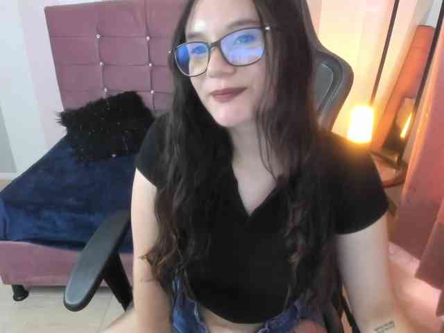 Alexandra_sg webcam