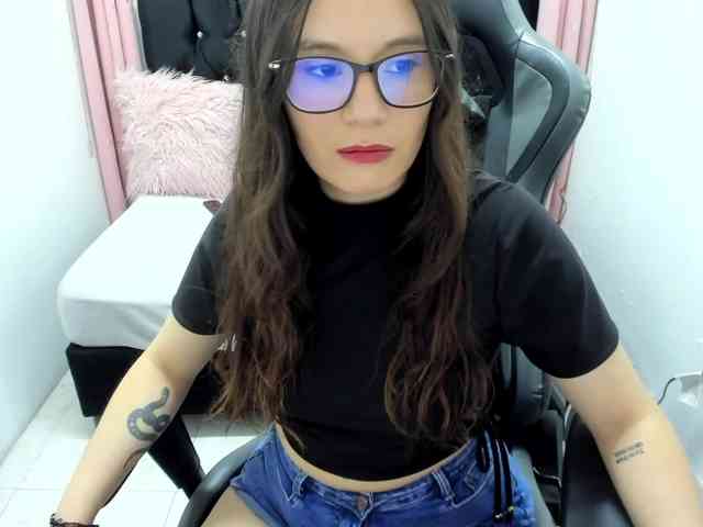 Alexandra_sg webcam