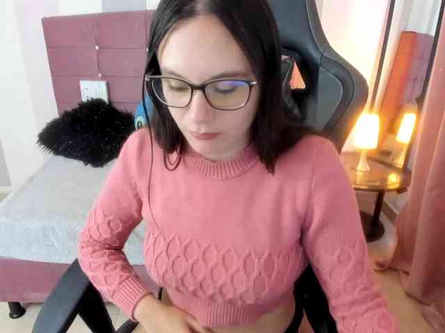 Alexandra_sg webcam