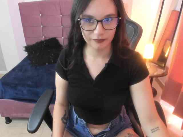Alexandra_sg webcam