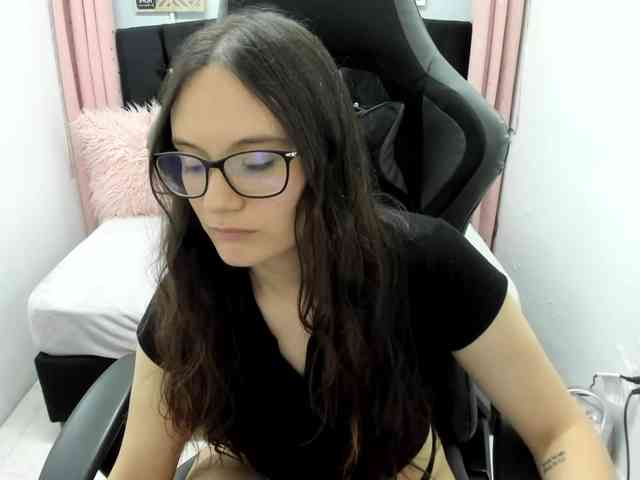 Alexandra_sg webcam