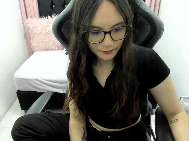 Alexandra_sg webcam