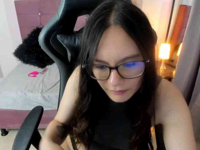 Alexandra_sg webcam