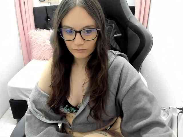 Alexandra_sg webcam