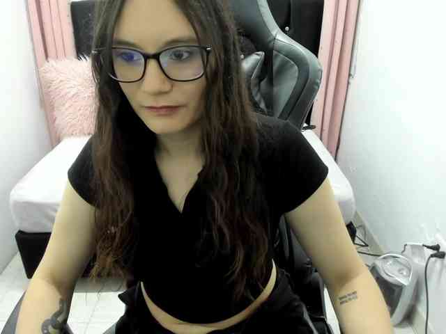 Alexandra_sg webcam