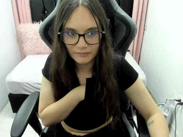 Alexandra_sg webcam