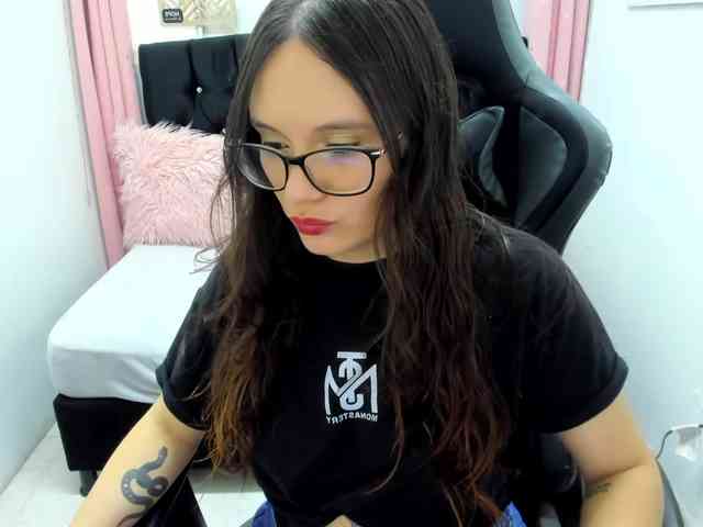 Alexandra_sg webcam