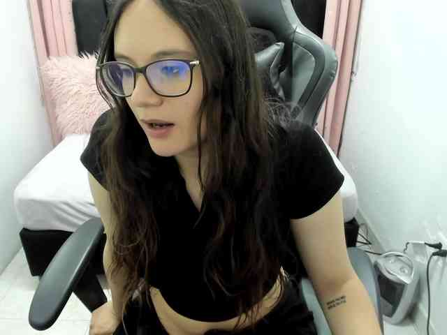 Alexandra_sg webcam