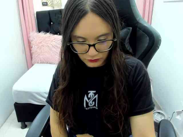 Alexandra_sg webcam