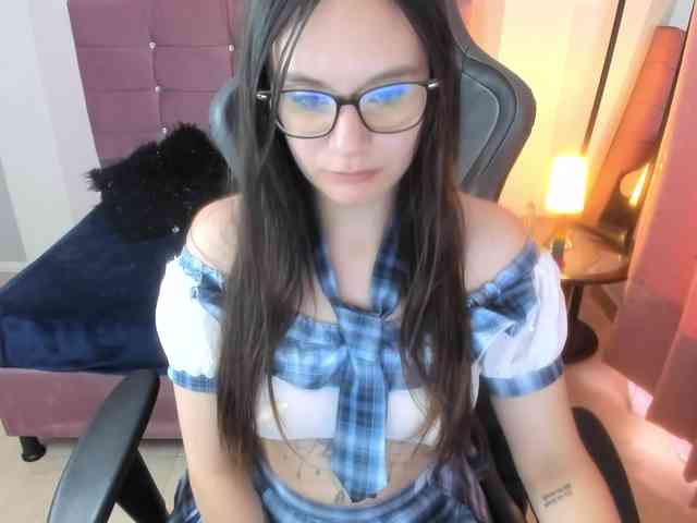 Alexandra_sg webcam