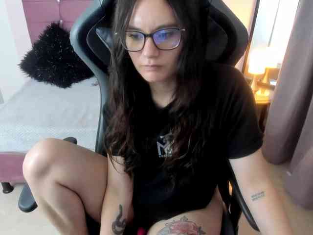 Alexandra_sg webcam