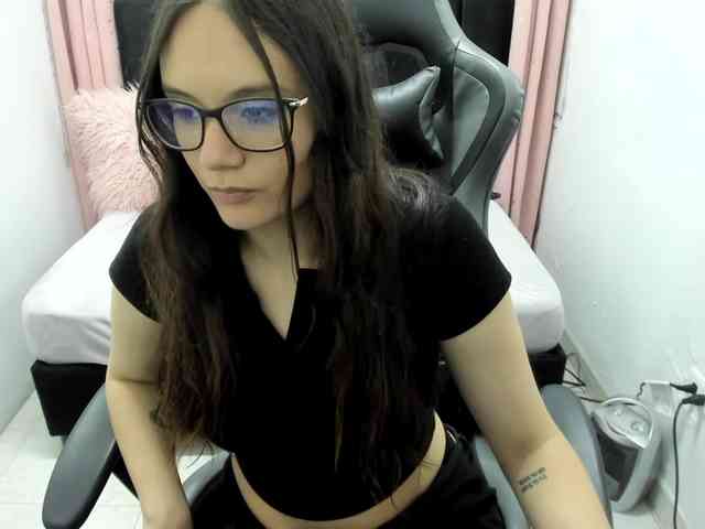 Alexandra_sg webcam