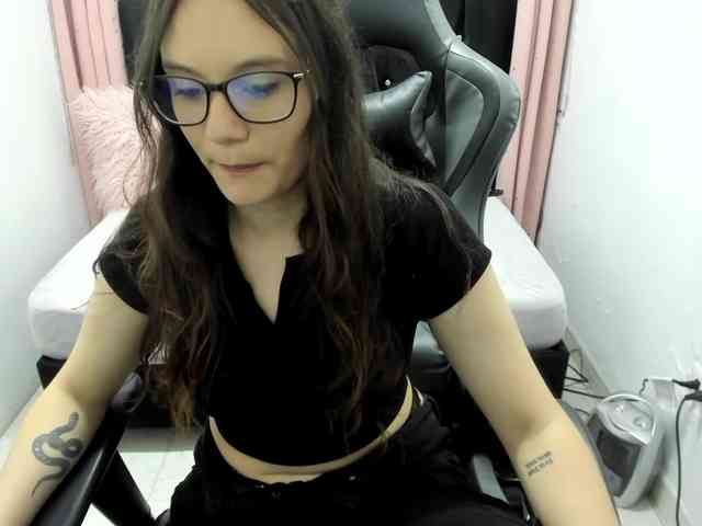 Alexandra_sg webcam