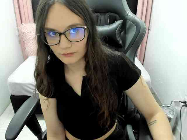 Alexandra_sg webcam