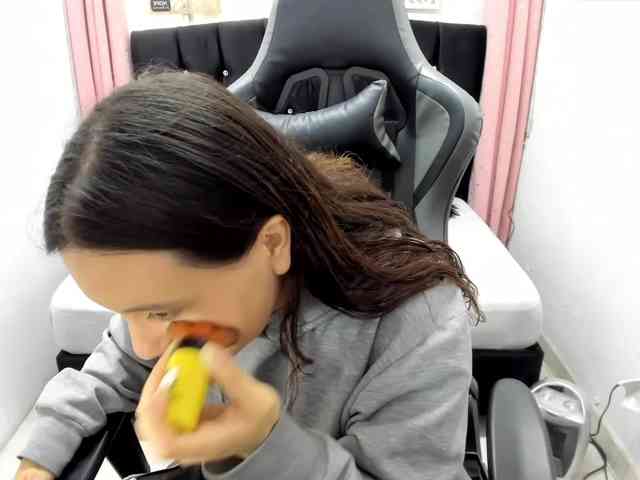 Alexandra_sg webcam