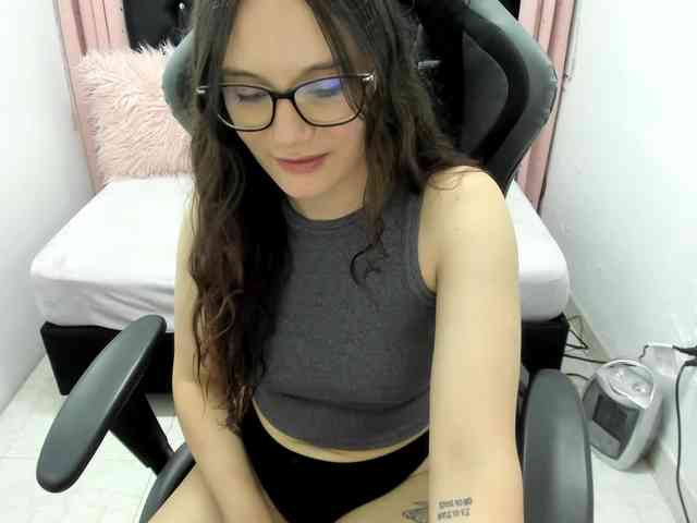 Alexandra_sg webcam