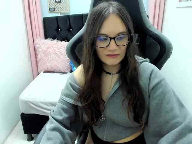 Alexandra_sg webcam
