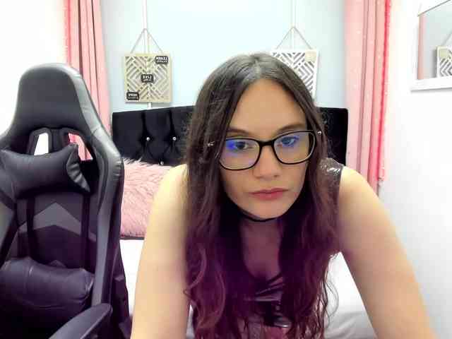Alexandra_sg webcam