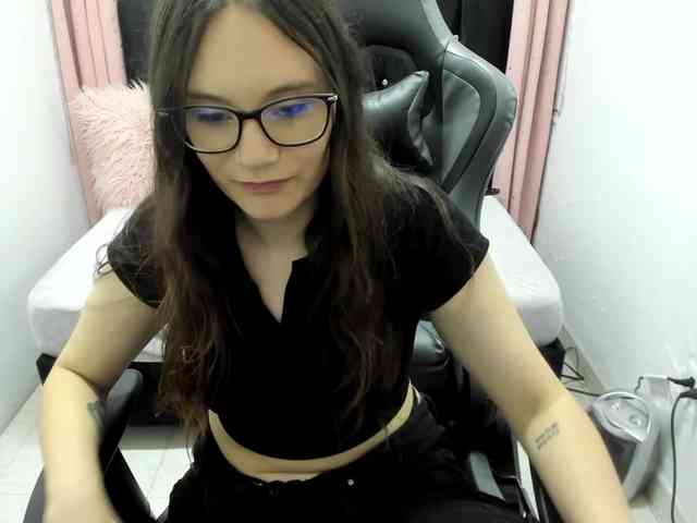 Alexandra_sg webcam