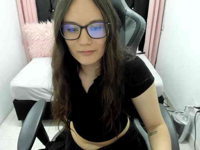 Alexandra_sg webcam
