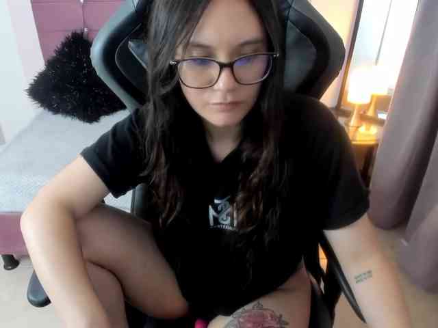 Alexandra_sg webcam
