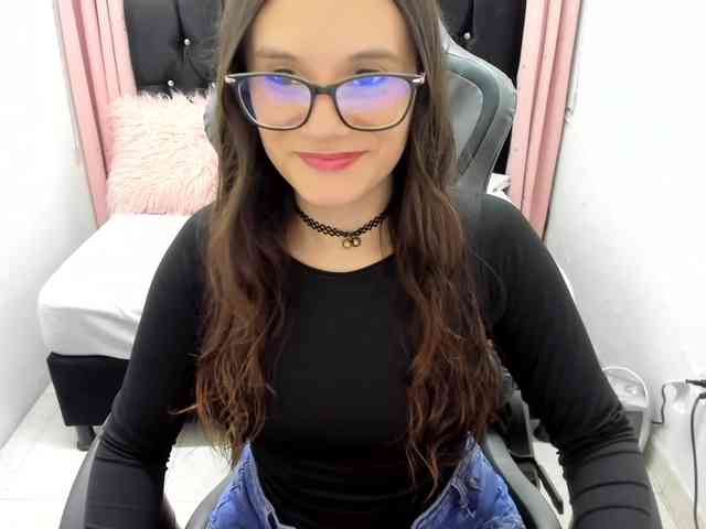 Alexandra_sg webcam