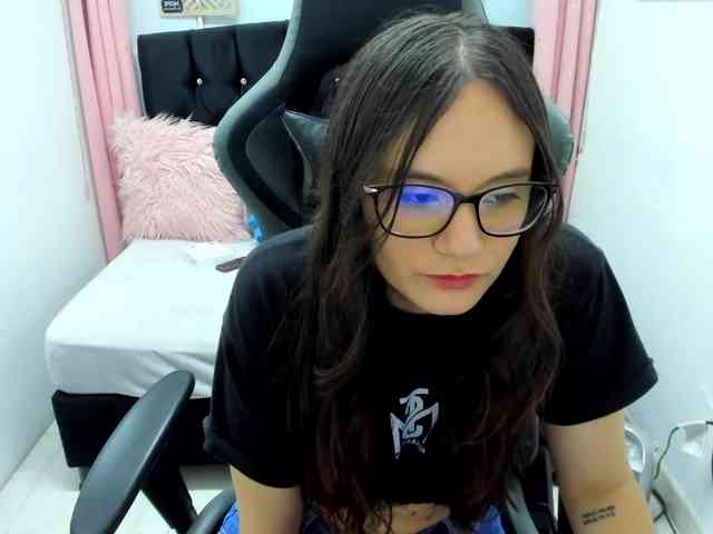 Alexandra_sg webcam