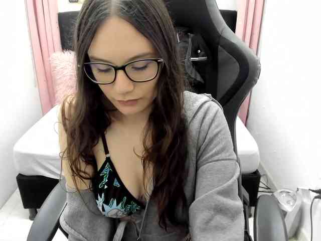 Alexandra_sg webcam