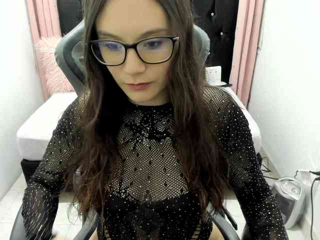 Alexandra_sg webcam