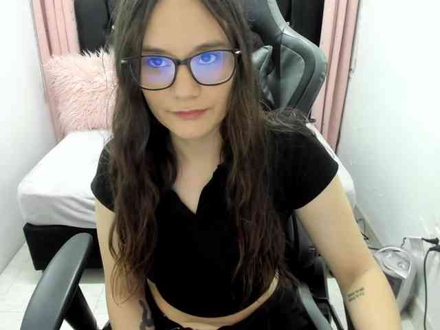 Alexandra_sg webcam