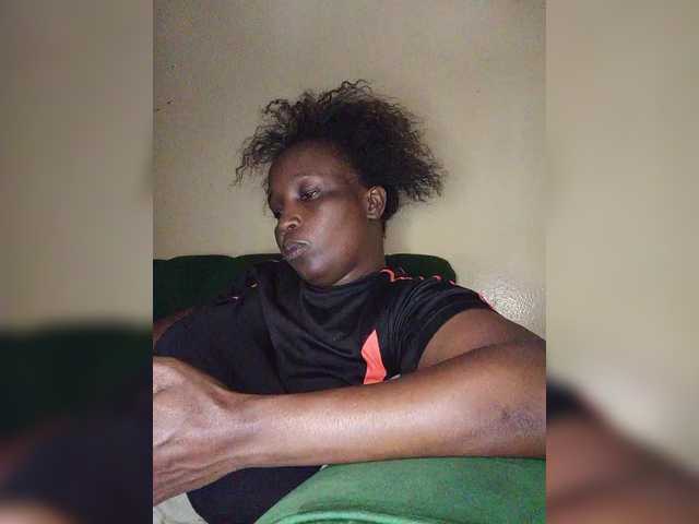 Missessy's BongaCams show and profile