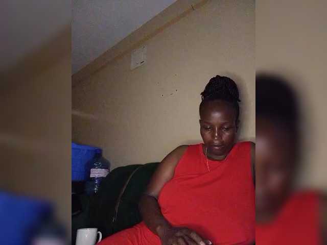 Missessy's BongaCams show and profile