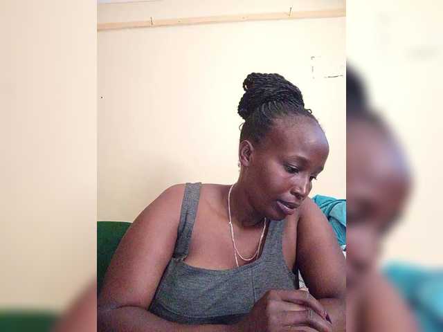 Missessy's BongaCams show and profile