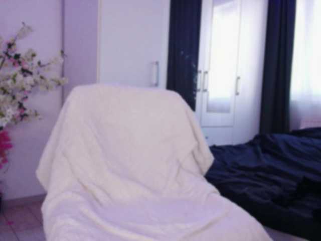 kaylalaine1 from BongaCams