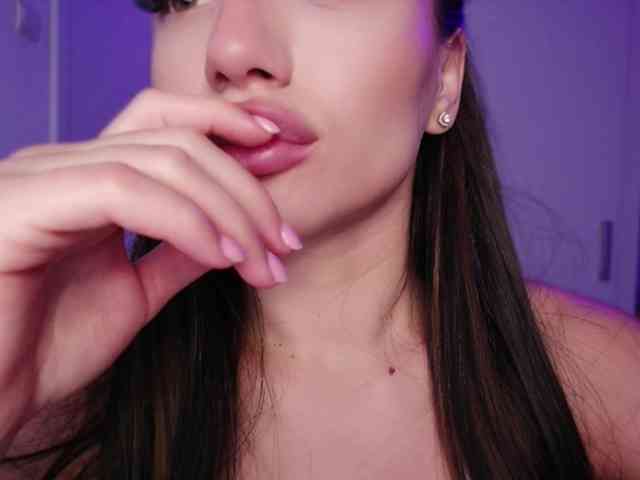 kaylalaine1 webcam