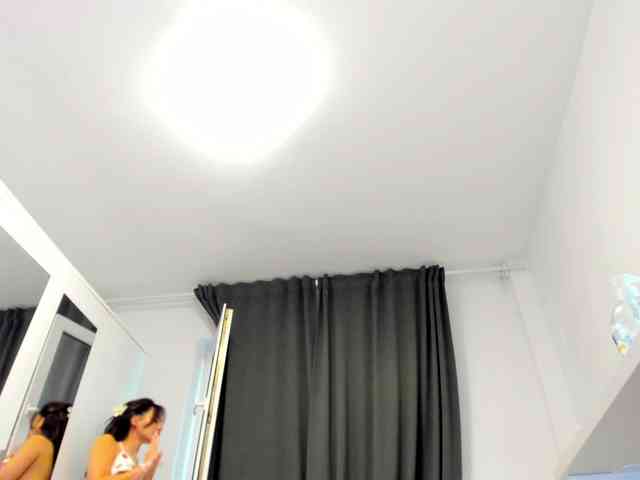 kaylalaine1 webcam