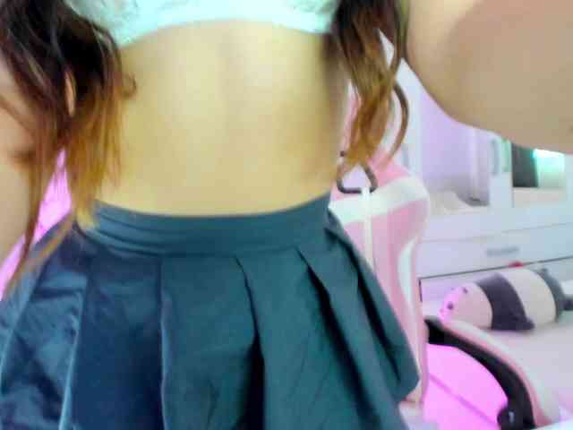 kaylalaine1 webcam