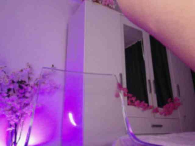 kaylalaine1 webcam