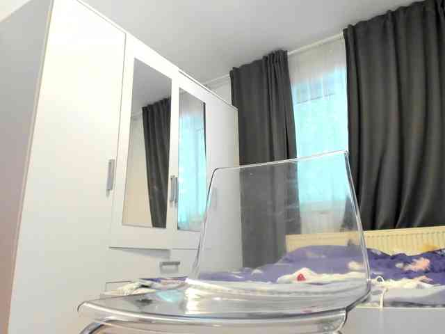 kaylalaine1 webcam