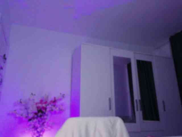 kaylalaine1 webcam
