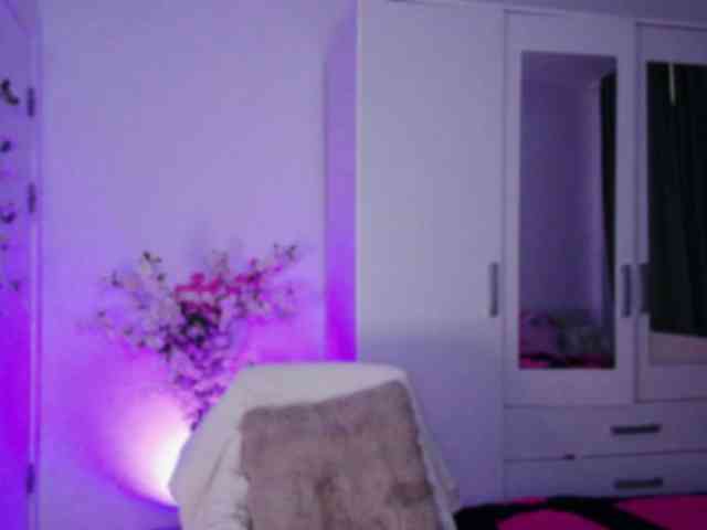 kaylalaine1 webcam
