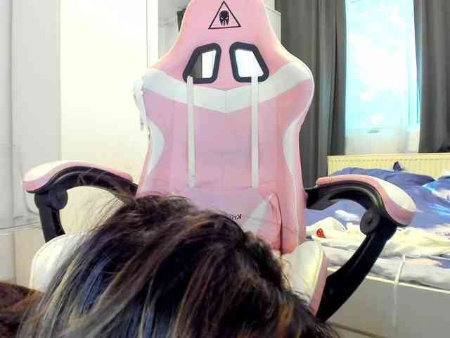 kaylalaine1 webcam