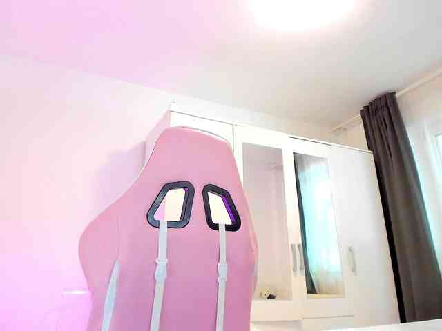 kaylalaine1 webcam