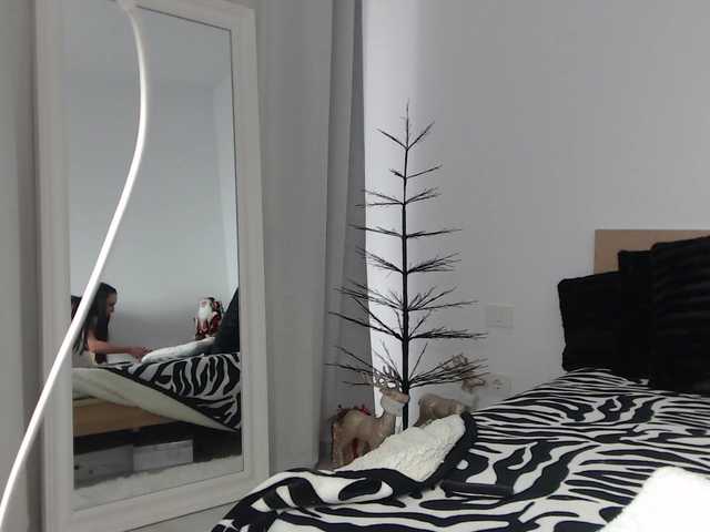 Sex chat gratuit in direct cu ArtLove13 pe BongaCams